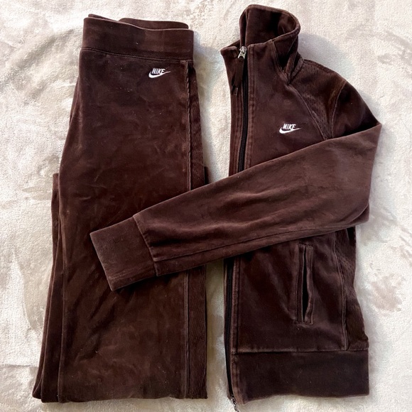 Nike velvet set Clearance